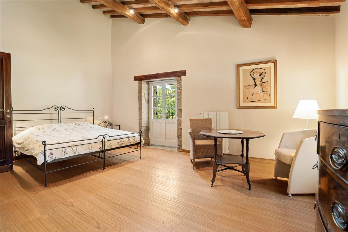Property Image 249856a9-b137-44fb-9a04-3dcd89f72855