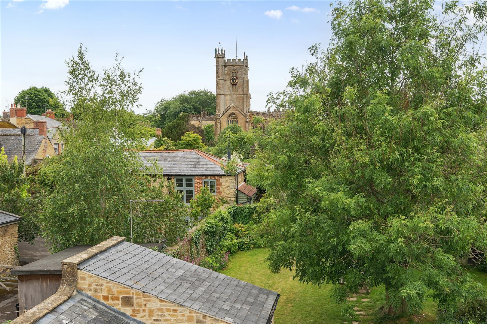 Property Image 249c0327-d742-4019-98d8-46335cbbc446