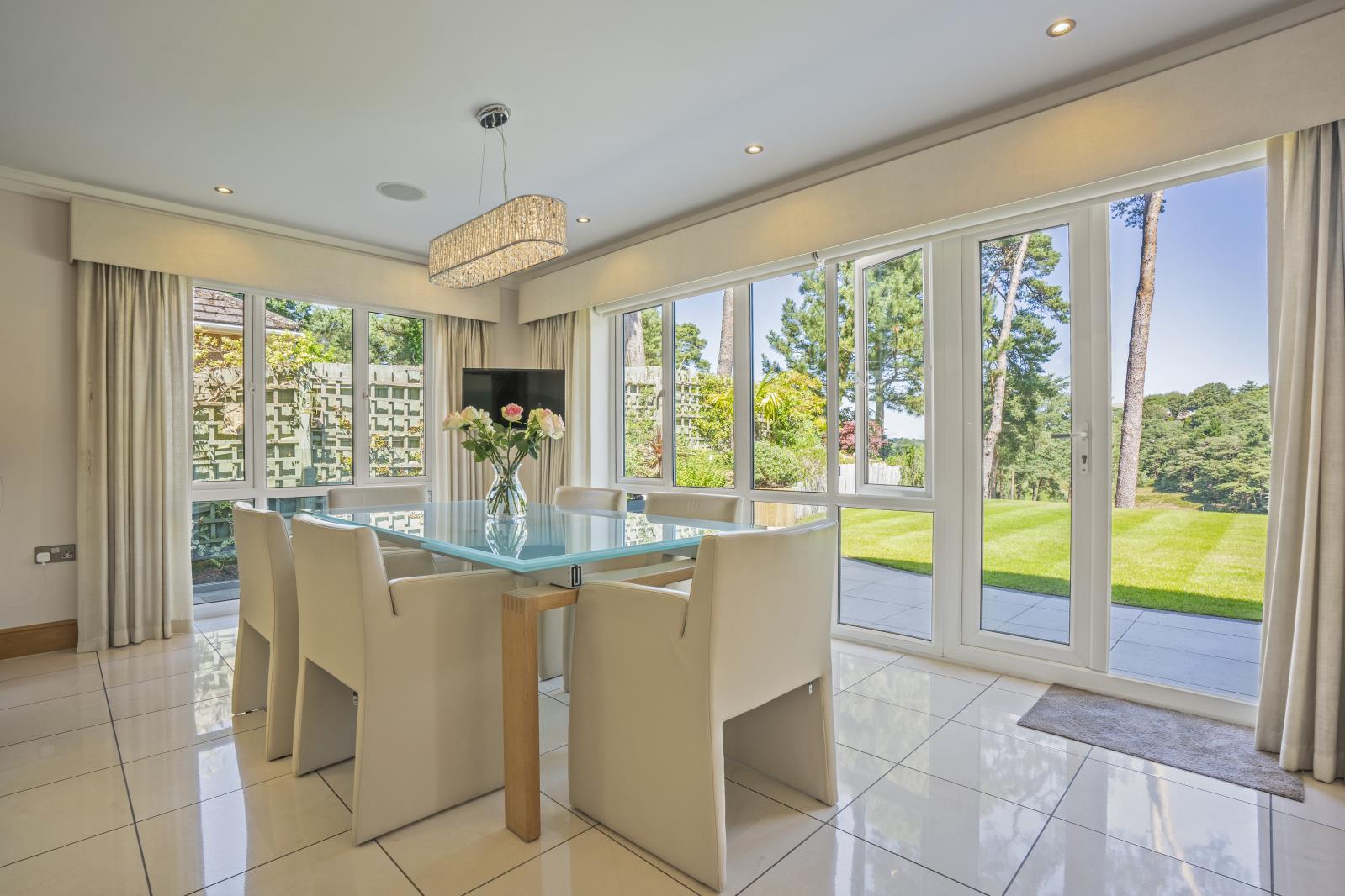 Property Image 24a40674-453d-4046-8547-48ff077d7561