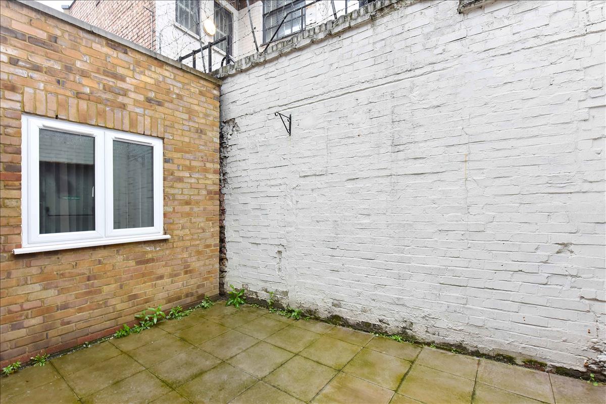 Property Image 24aaa78b-948f-4d94-9cba-201adcf4204f