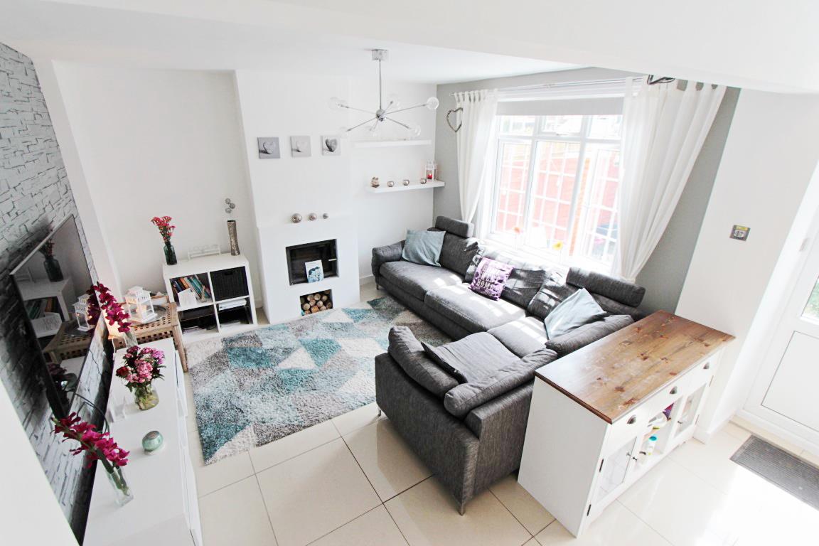 Property Image 24aec697-3e05-406a-9217-1be005ef67b4