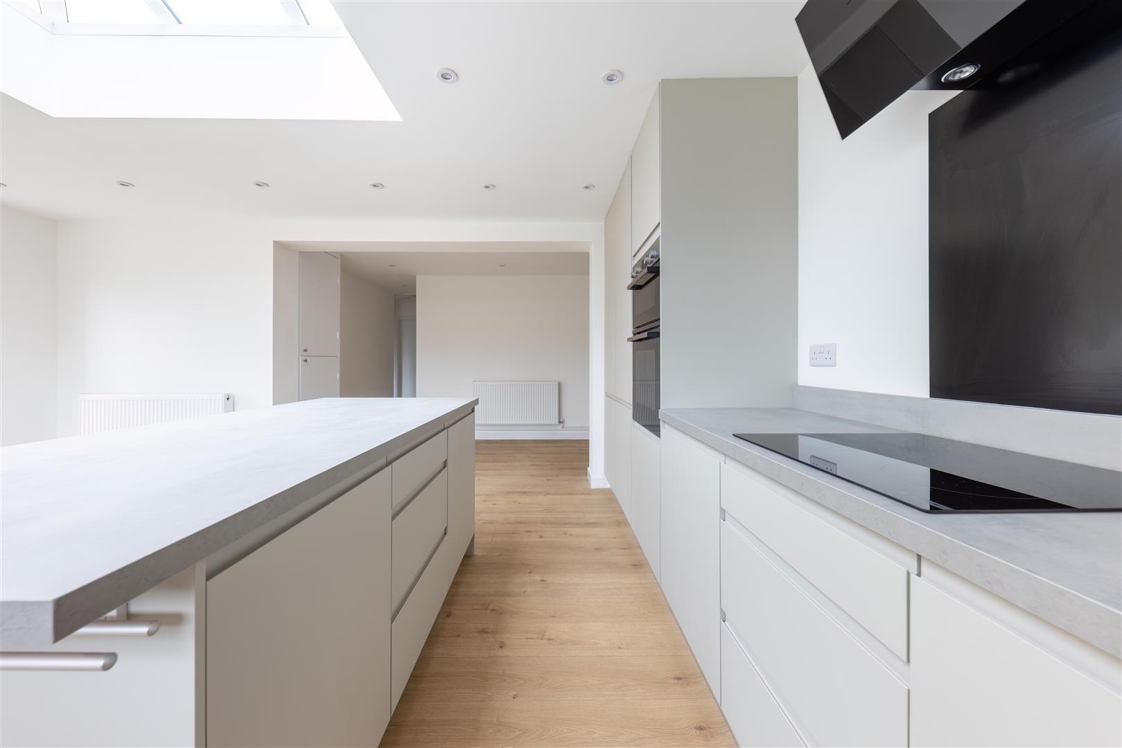 Property Image 24b5a4f8-533e-4815-bbbb-09721bacdb6d