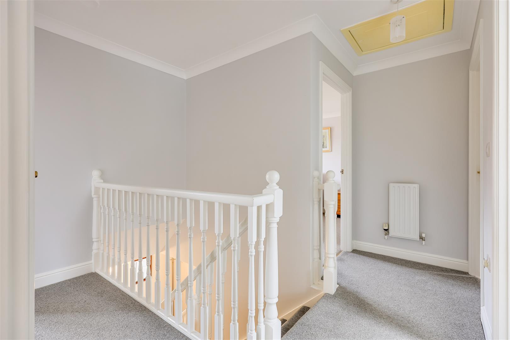 Property Image 24c444f6-fafe-43b7-a277-97c3bd942f25