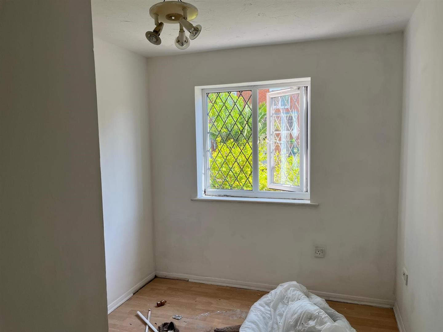 Property Image 24c70d89-7211-44e1-8534-bf68603f16fb