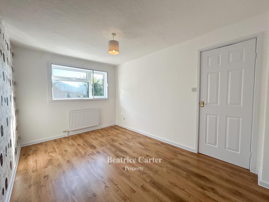 Property Image 24d2a701-d6d6-4d55-8367-4609c3a6915c