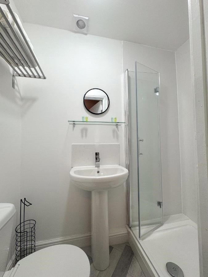 Property Image 24fb0c60-afd2-4074-b63a-1e85a2db88e3