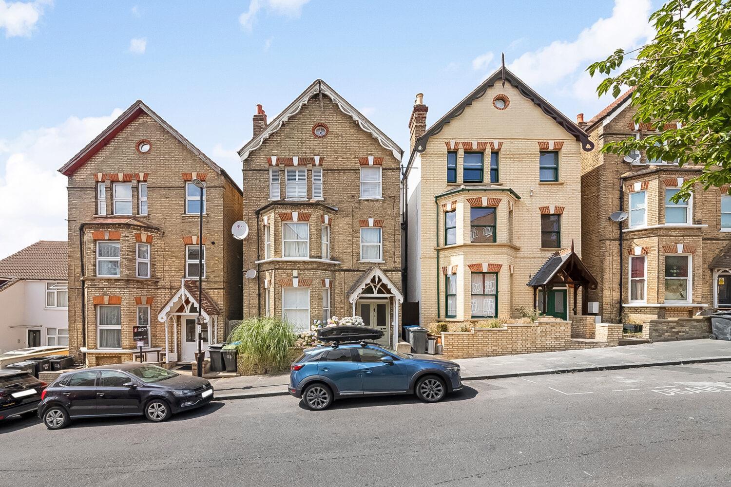 Property Image 25089486-35f6-46aa-b53c-b55a8ede7e05