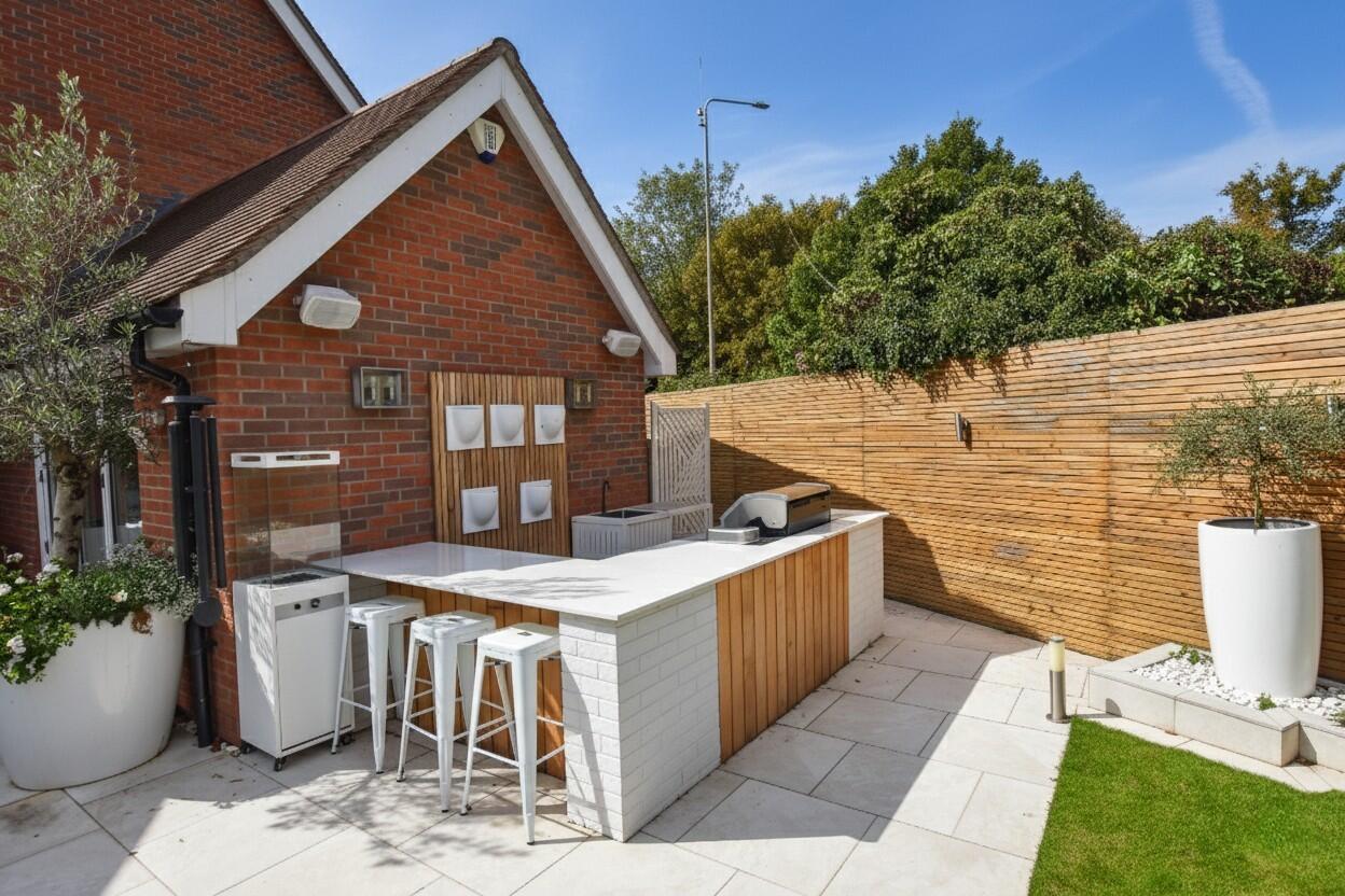 Property Image 2516b005-b109-4cd3-bcec-0919d2073755