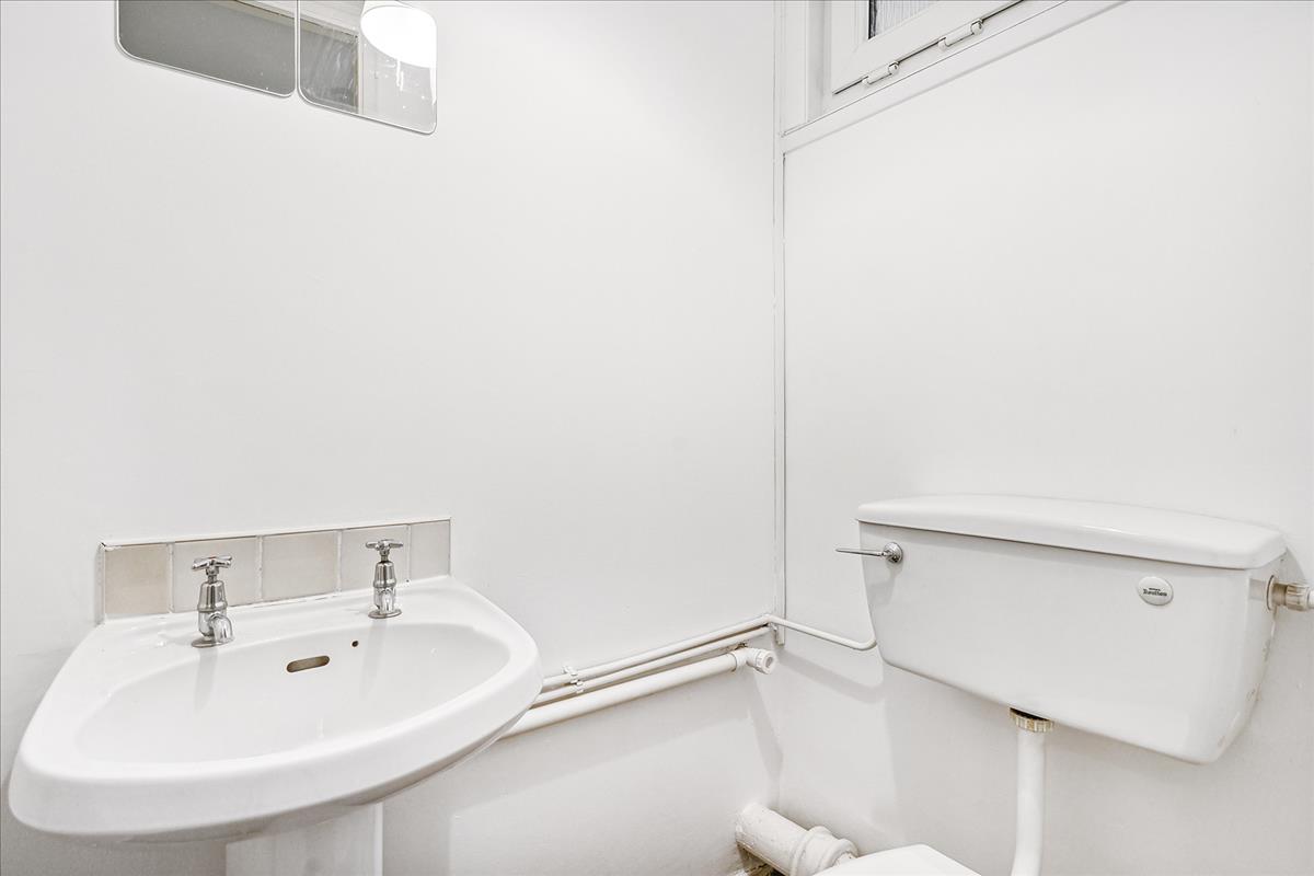 Property Image 252e8d68-f37f-4ba0-91d0-41579eacb257