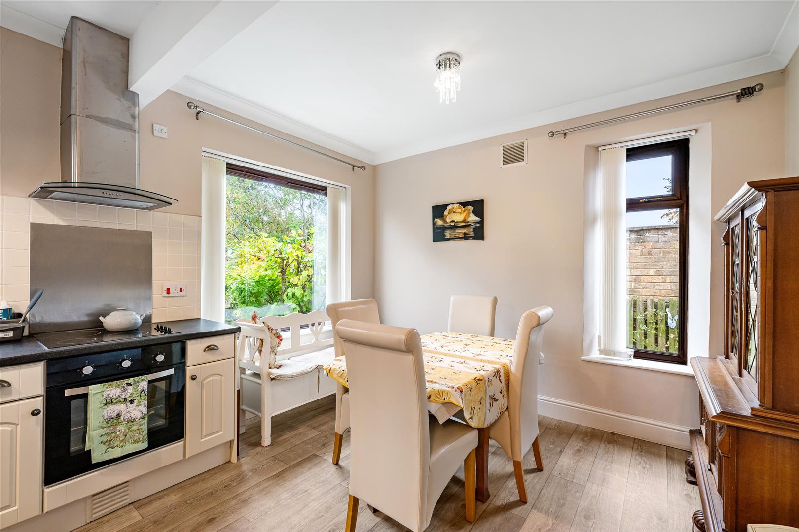 Property Image 25308559-a091-4e90-aa8b-15d648b84aeb