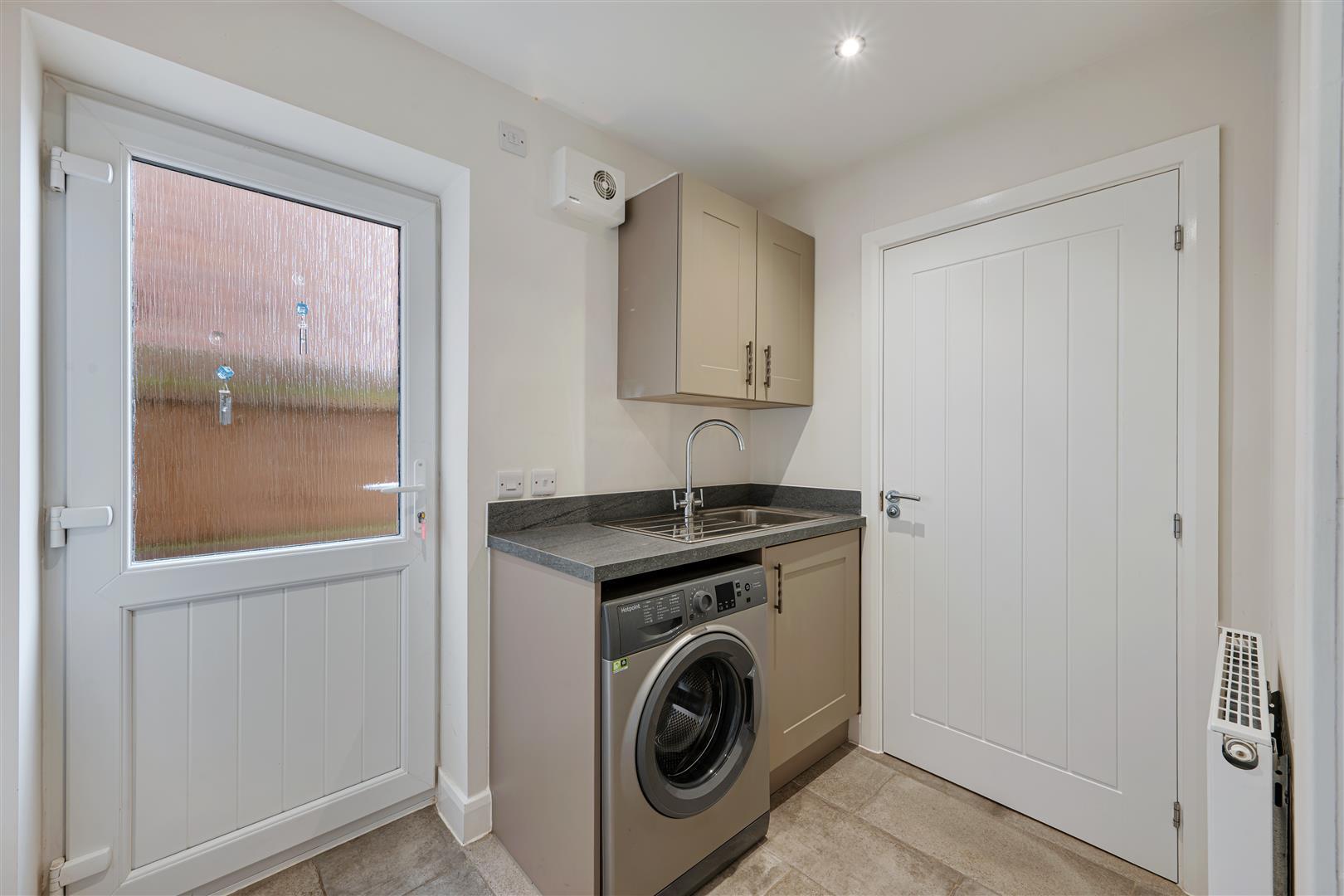 Property Image 2543e7c4-42bf-4dda-8545-5ac6461ddb9e