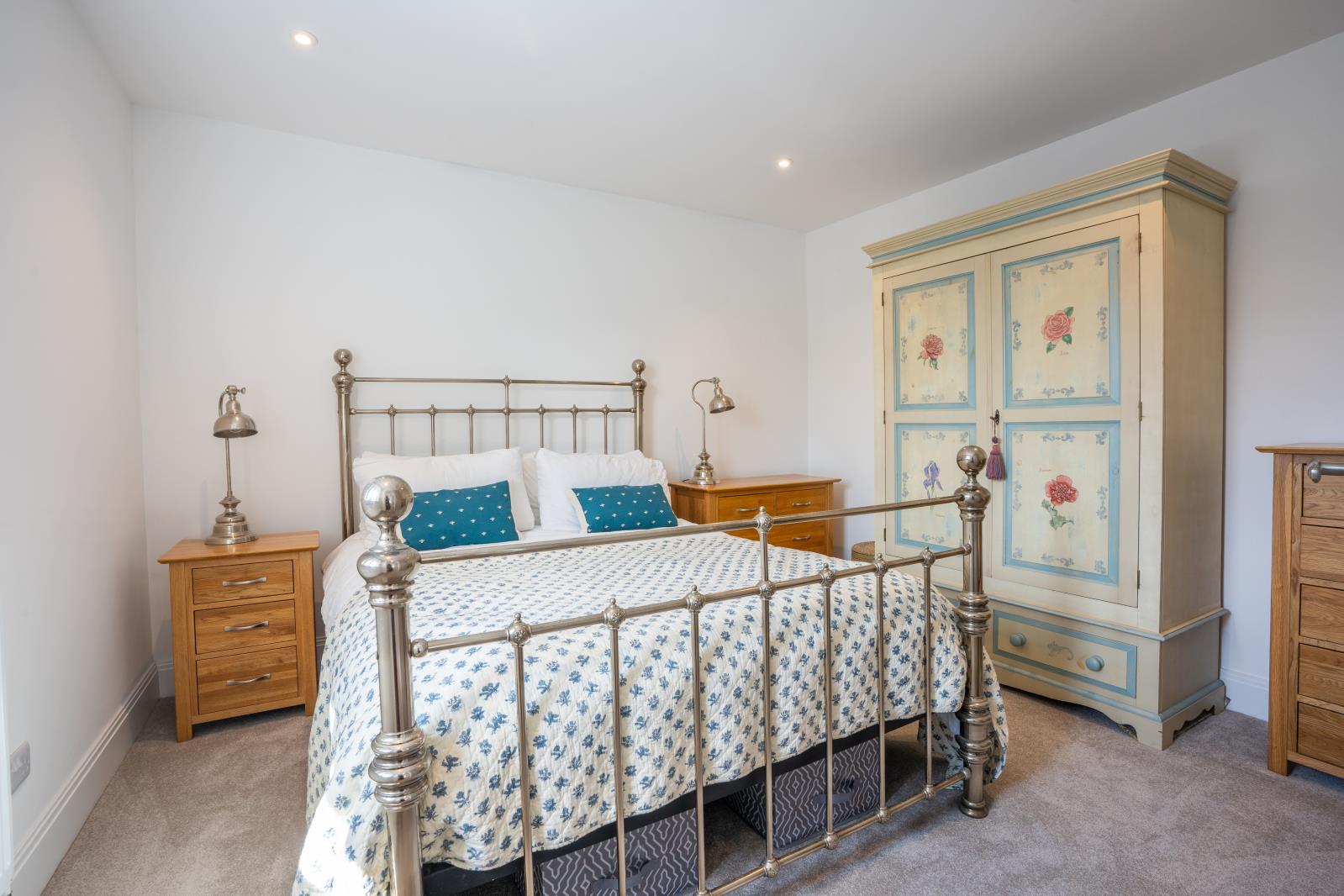 Property Image 254e4548-cbb4-4d26-aca6-ac6047c12876
