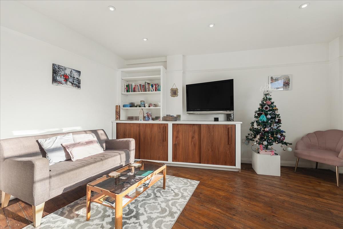Property Image 25509e7f-5a31-47ea-8b5b-8546d619319f