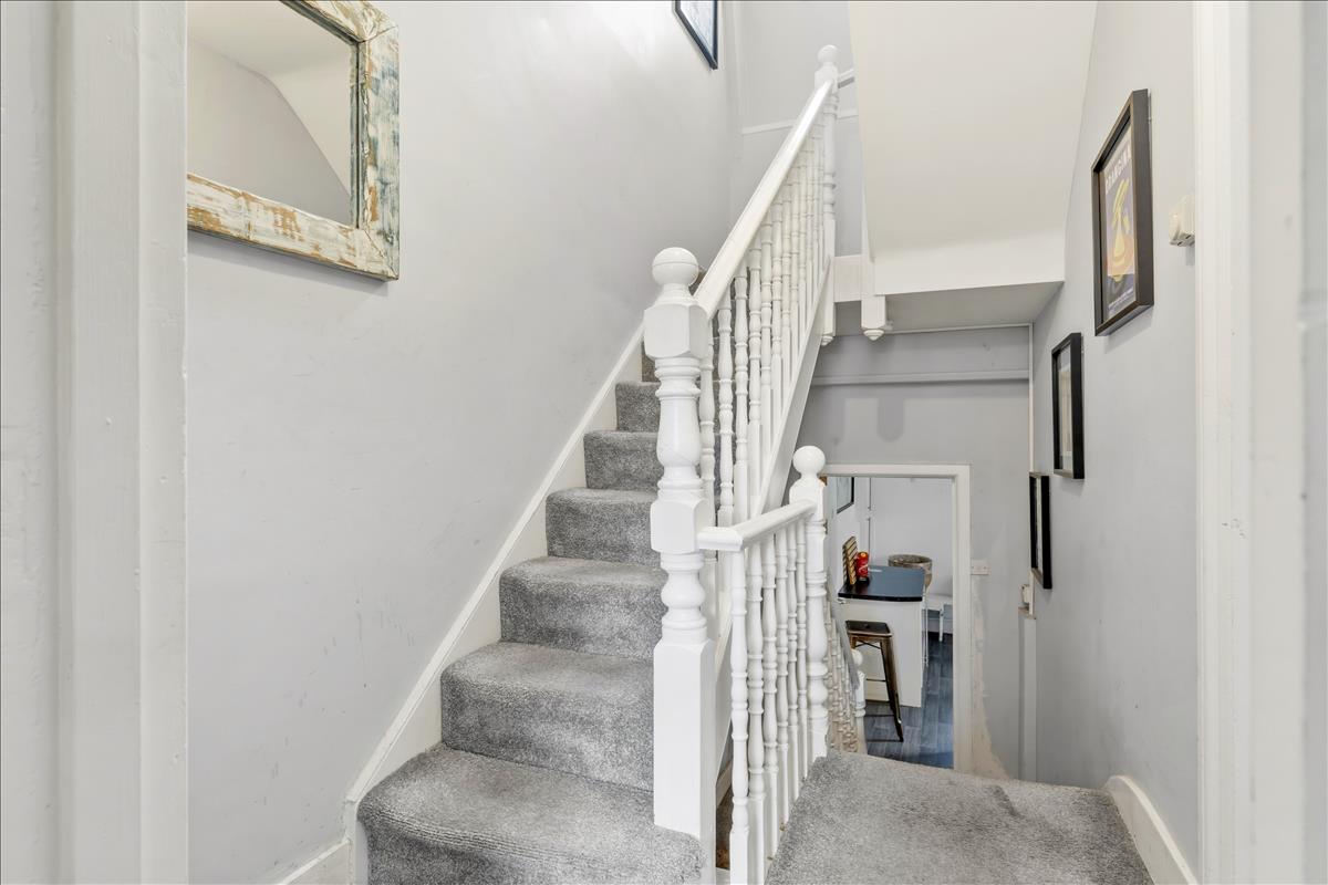 Property Image 2551f7c5-ffd2-4ab5-9623-8a60eaaee649