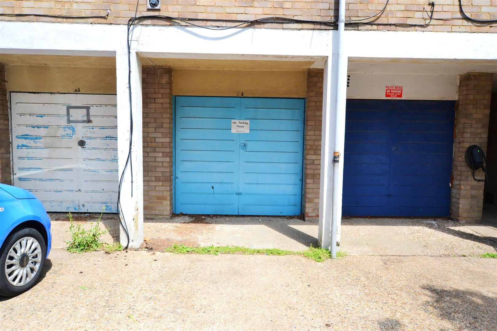 Property Image 2558de5d-3300-4ab8-9a85-65439a3b249c