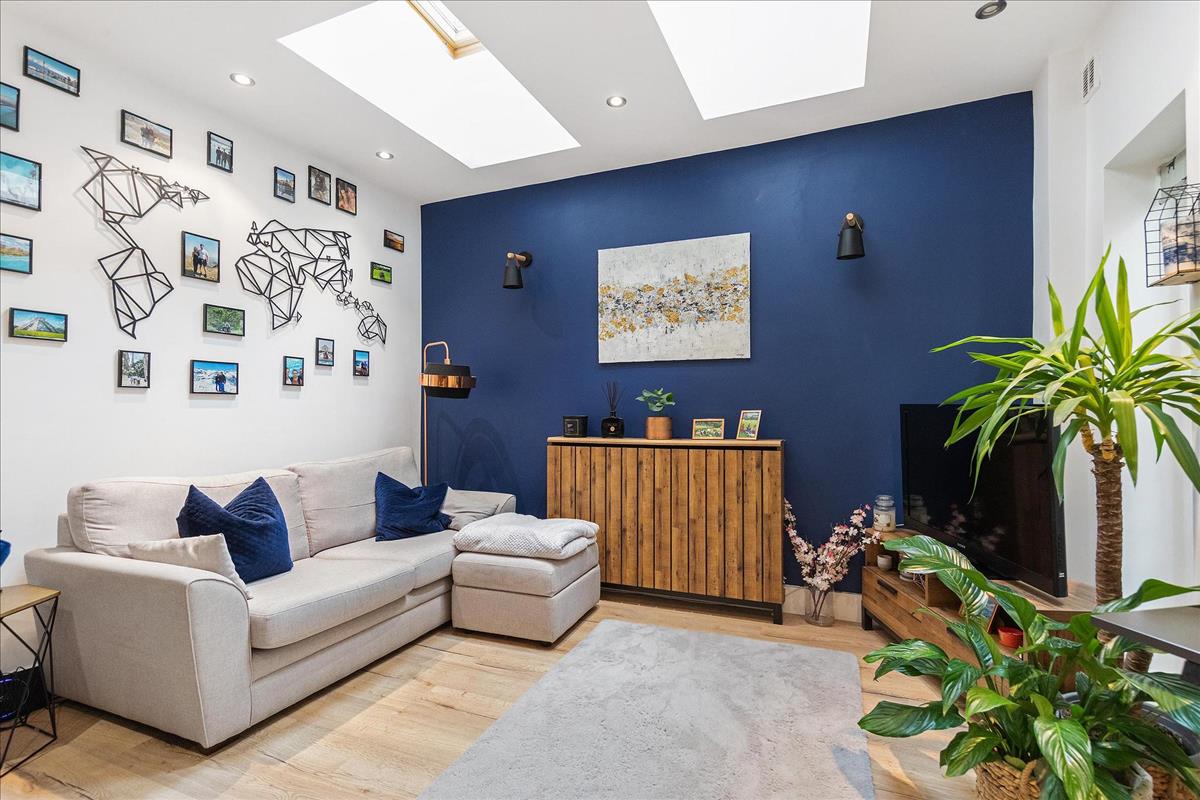 Property Image 255c4f3b-fb22-46fe-8fd9-f3dccbd3a3c8