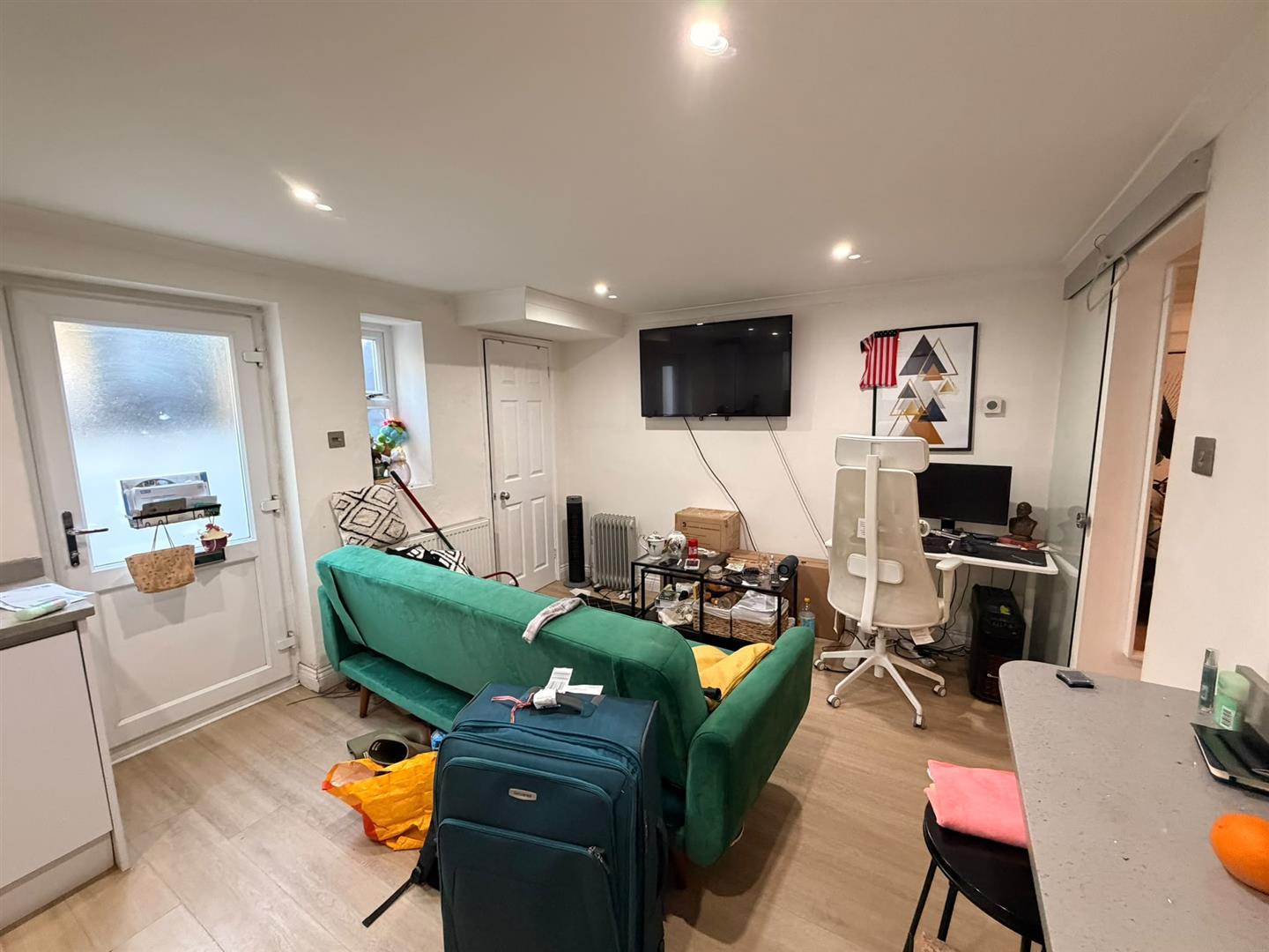 Property Image 25635346-1b3c-4135-97e2-4d4b78a13224