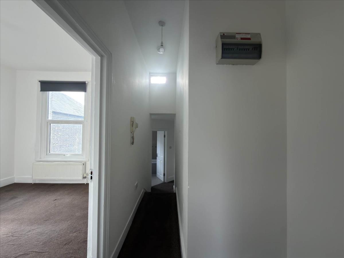 Property Image 2565224f-6252-4674-a47f-824401c1824a