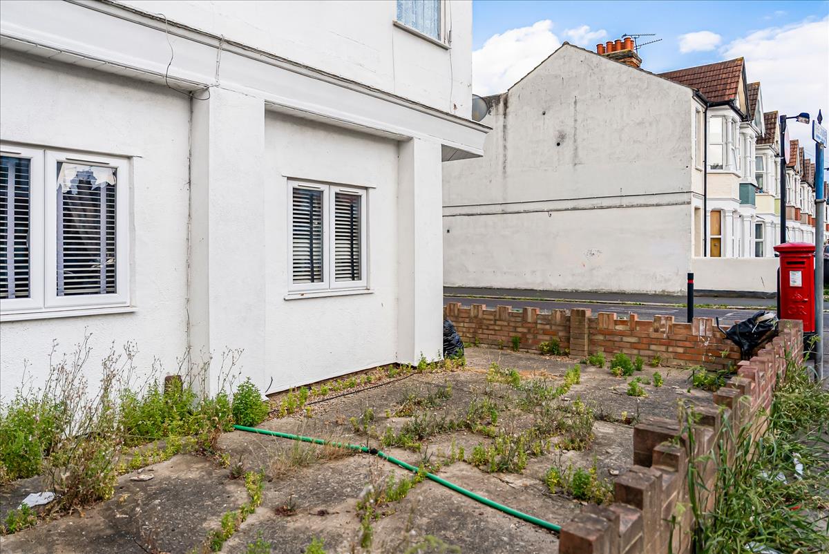 Property Image 256b6abc-a45c-4881-ba25-3771453f36e3