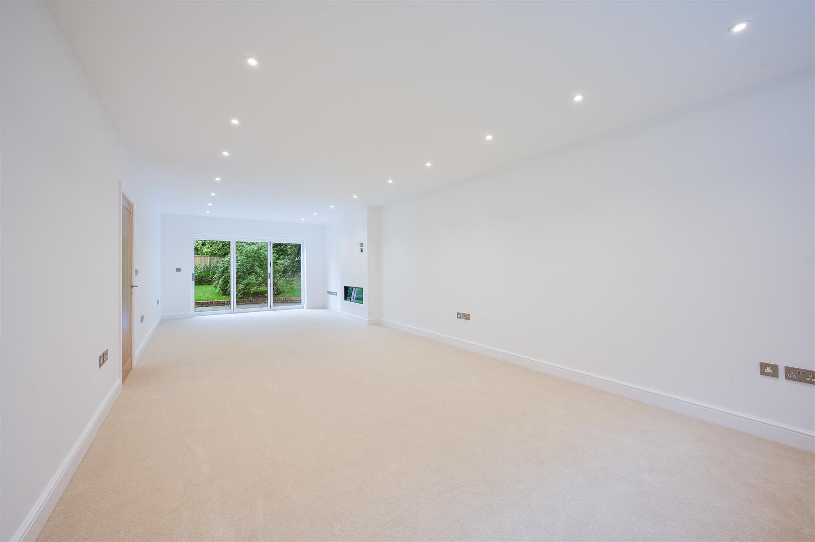 Property Image 256ee118-a7d6-433e-9eaa-b9f19478c42d