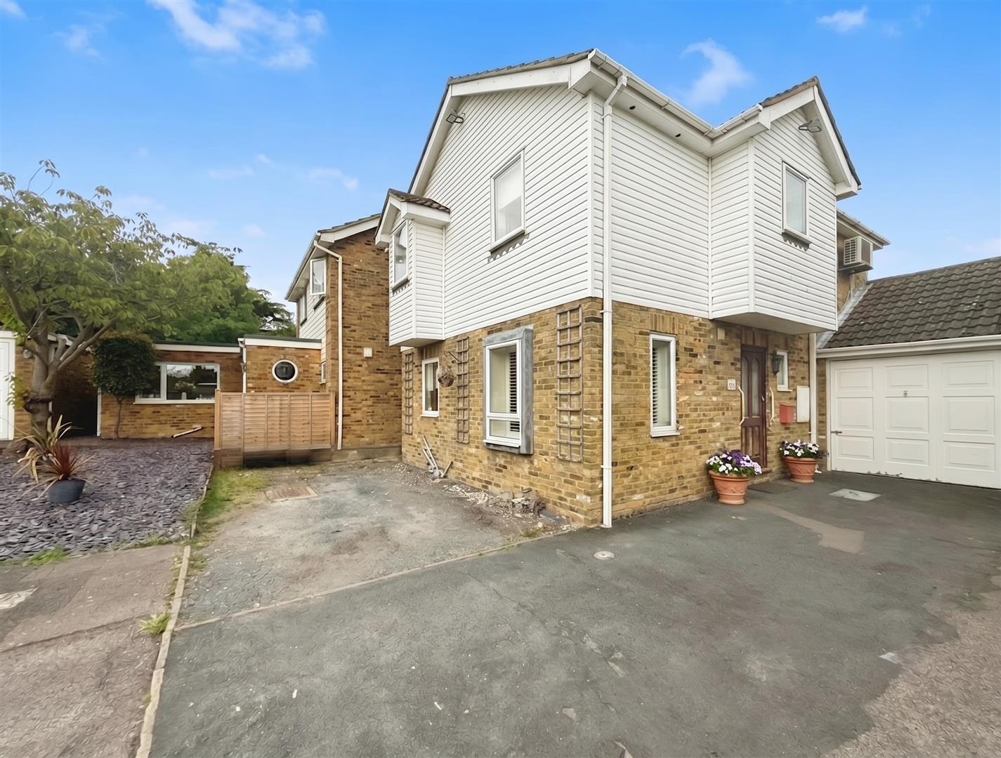 Property Image 256f9c12-4022-4c93-a752-4f0d3977cdcb