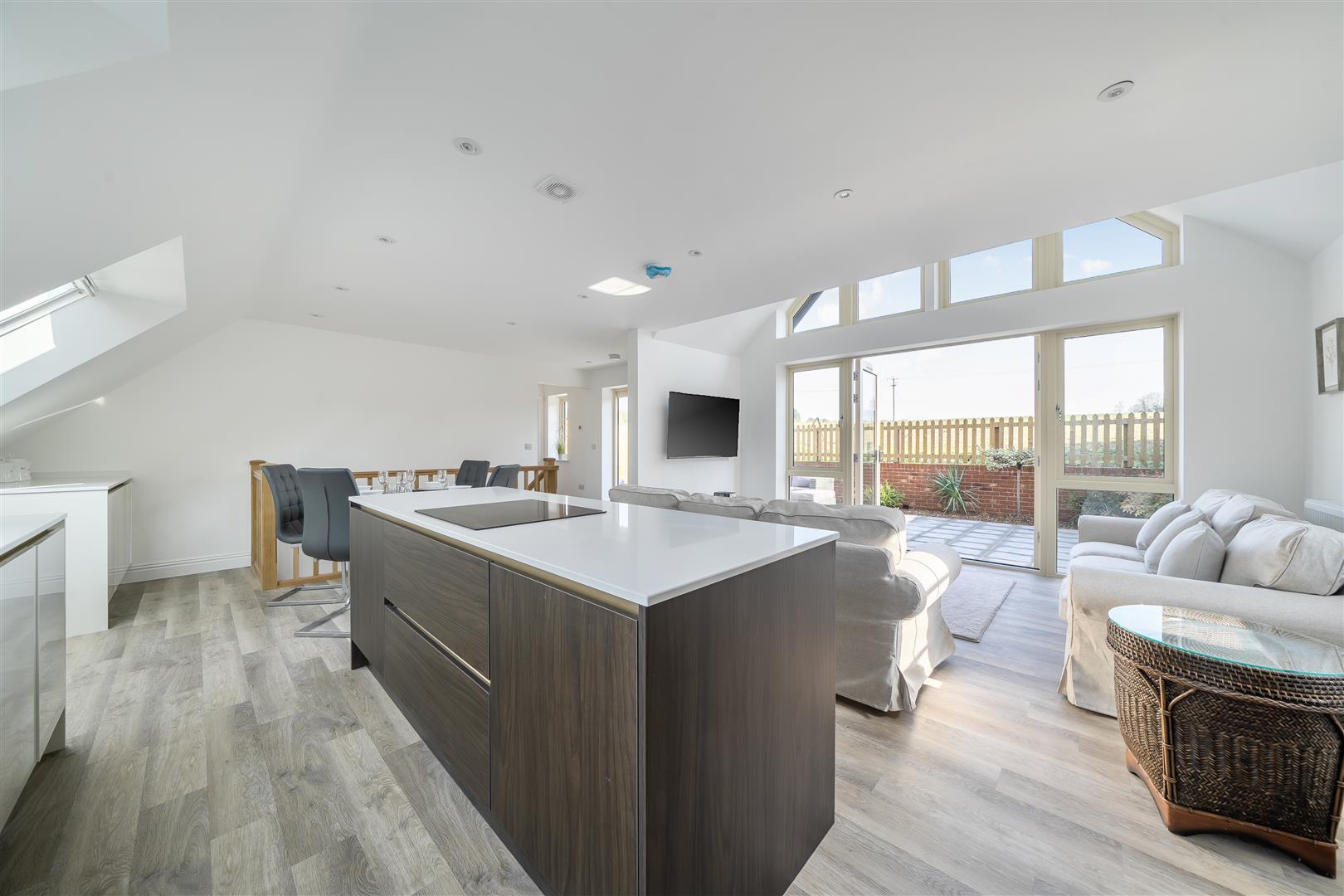 Property Image 257375ba-bd8c-4cb0-8cb8-3102a5616e55
