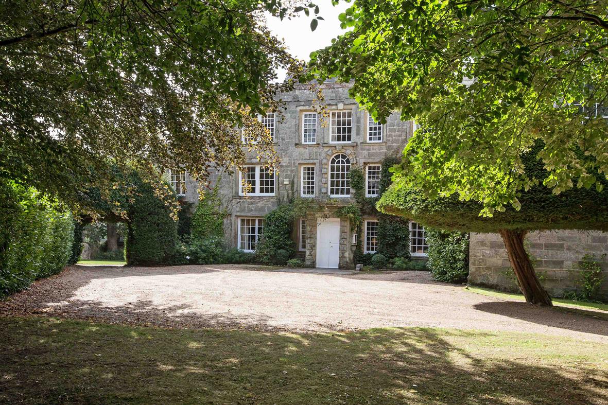 Property Image 258253ed-41a6-4d2a-86ba-173f31b5d7ef