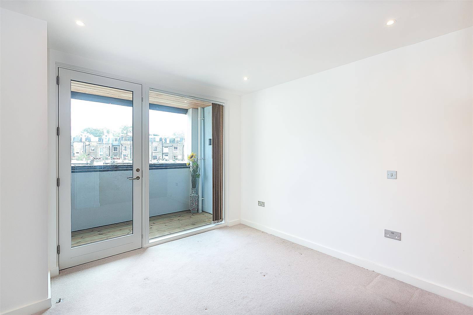 Property Image 258472f4-3c81-441e-bb03-77d55d439bfe
