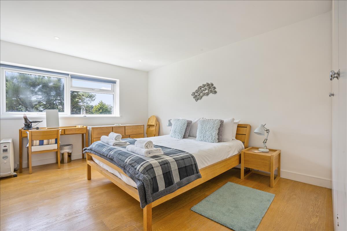 Property Image 2594d470-de8b-44b9-b18f-3eef1fa36f02