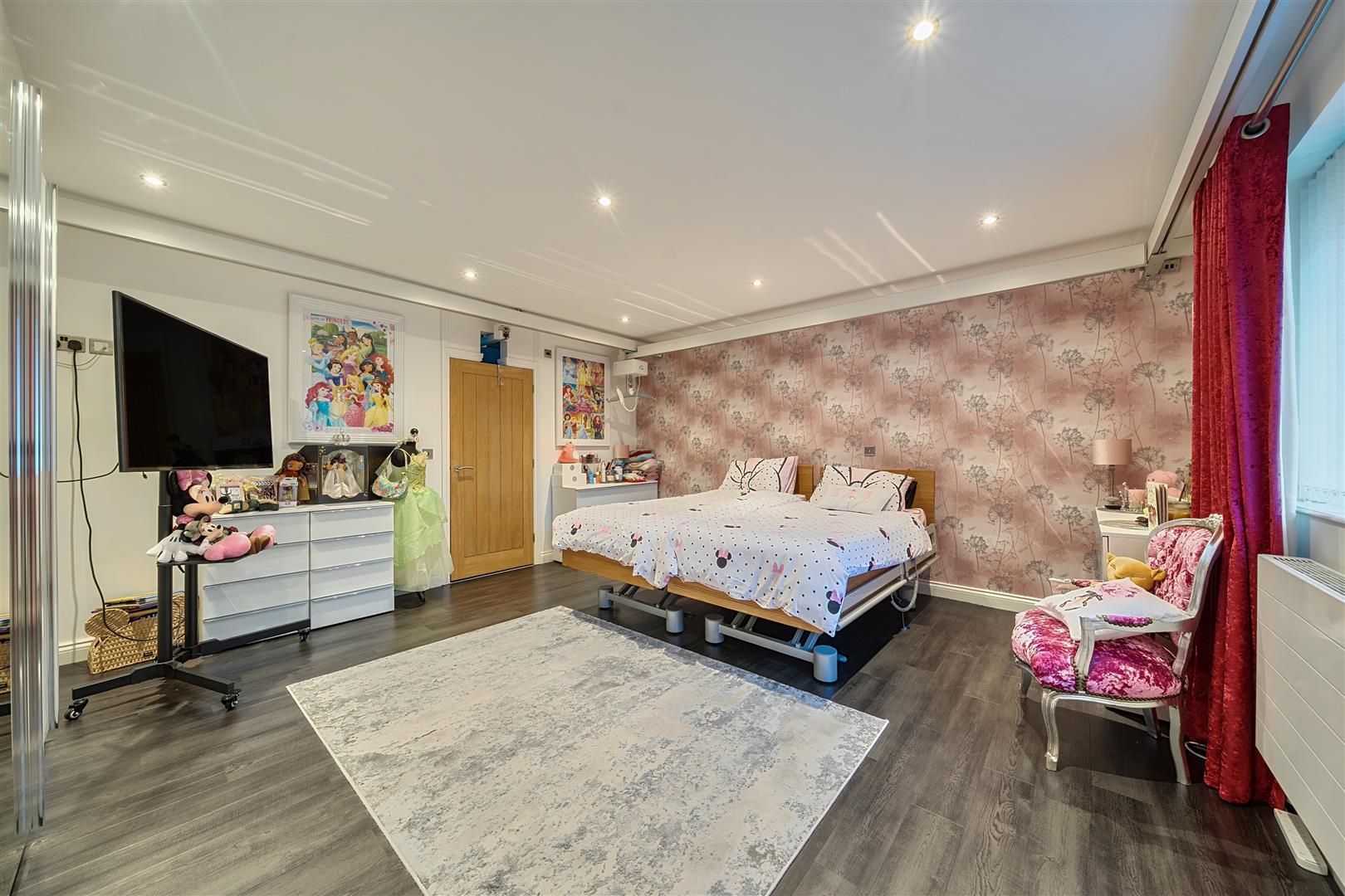 Property Image 2594f6d7-58f3-4b27-96ba-2828e471da80