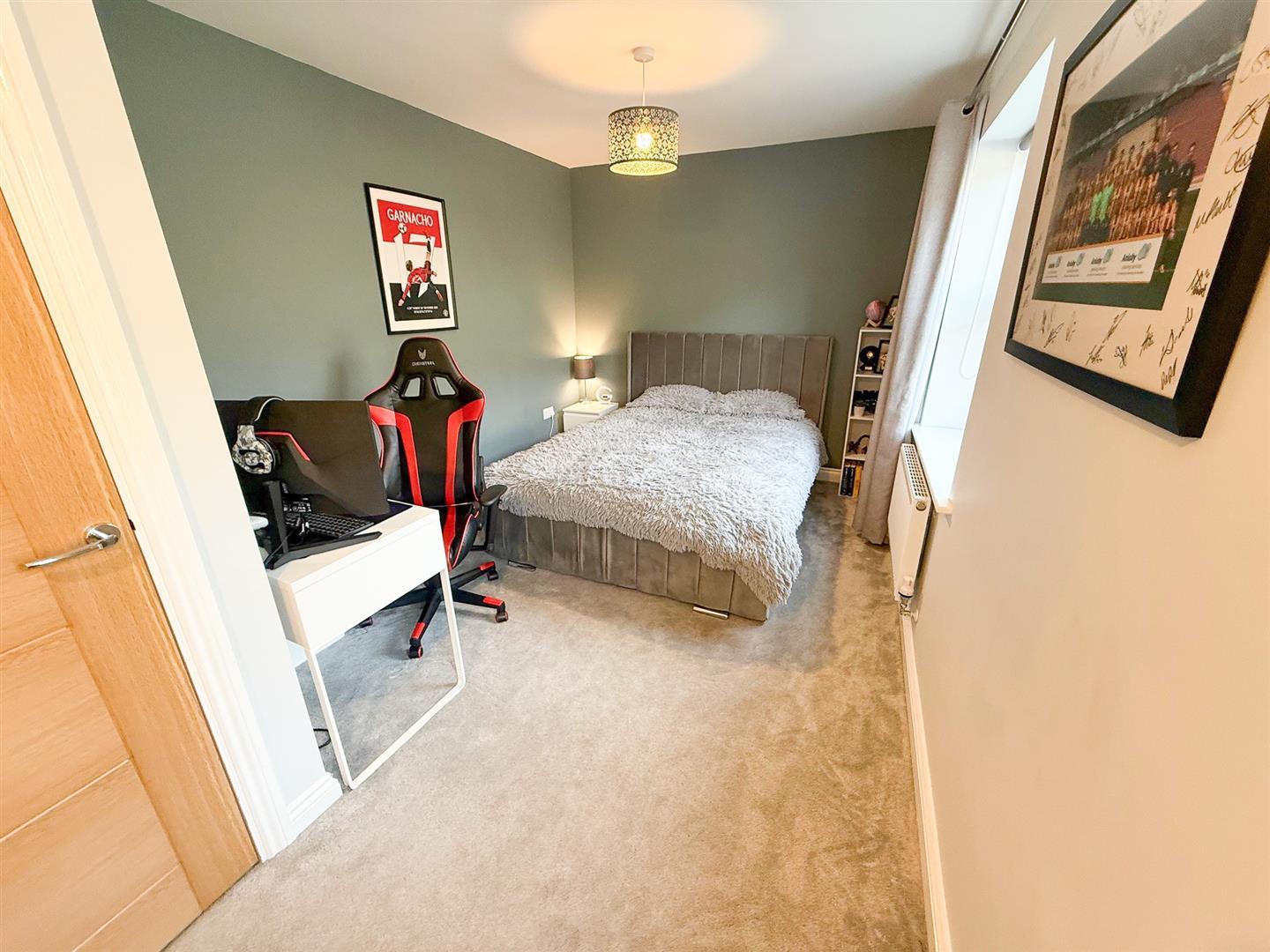 Property Image 259b9bd8-e4c1-461f-8768-6242b3989065