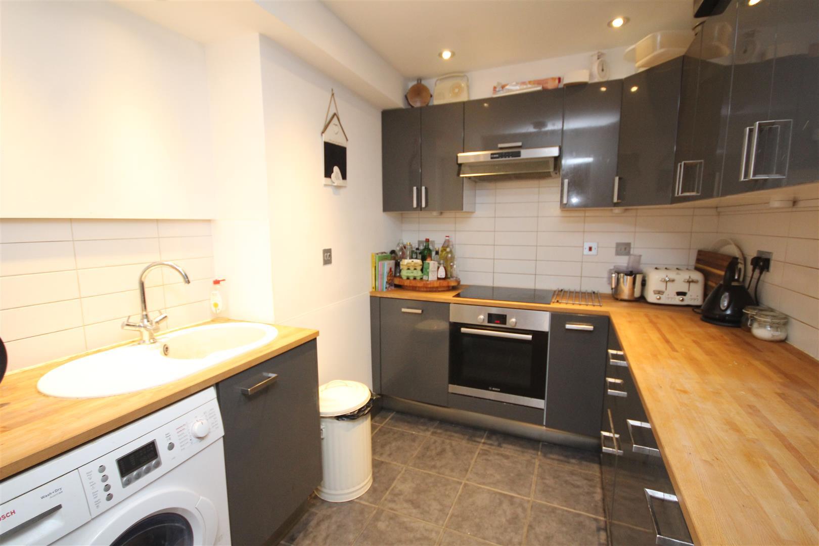 Property Image 25cd4769-9af8-47f6-b445-1e32e2bdec09