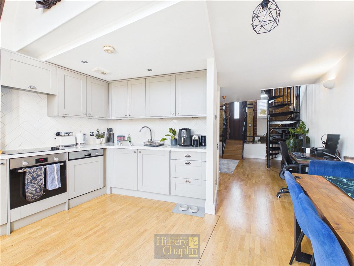 Property Image 25d1969c-891f-45ca-b356-2862435008e7