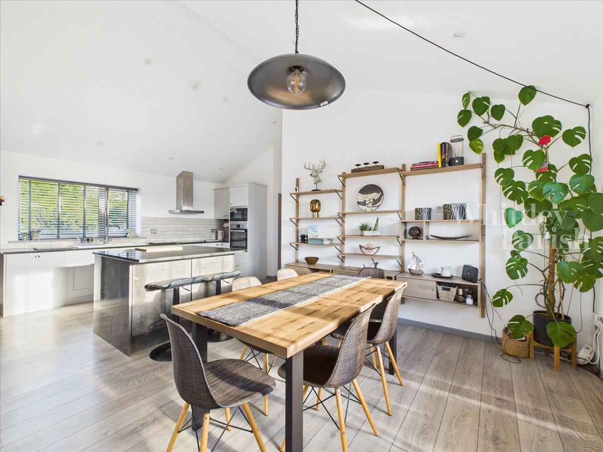 Property Image 25da242c-79b1-499f-b244-b46f4177e880