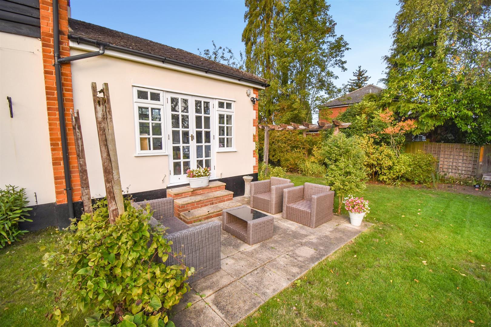 Property Image 25e938a2-0e07-47b2-aef7-622d6ec352ae