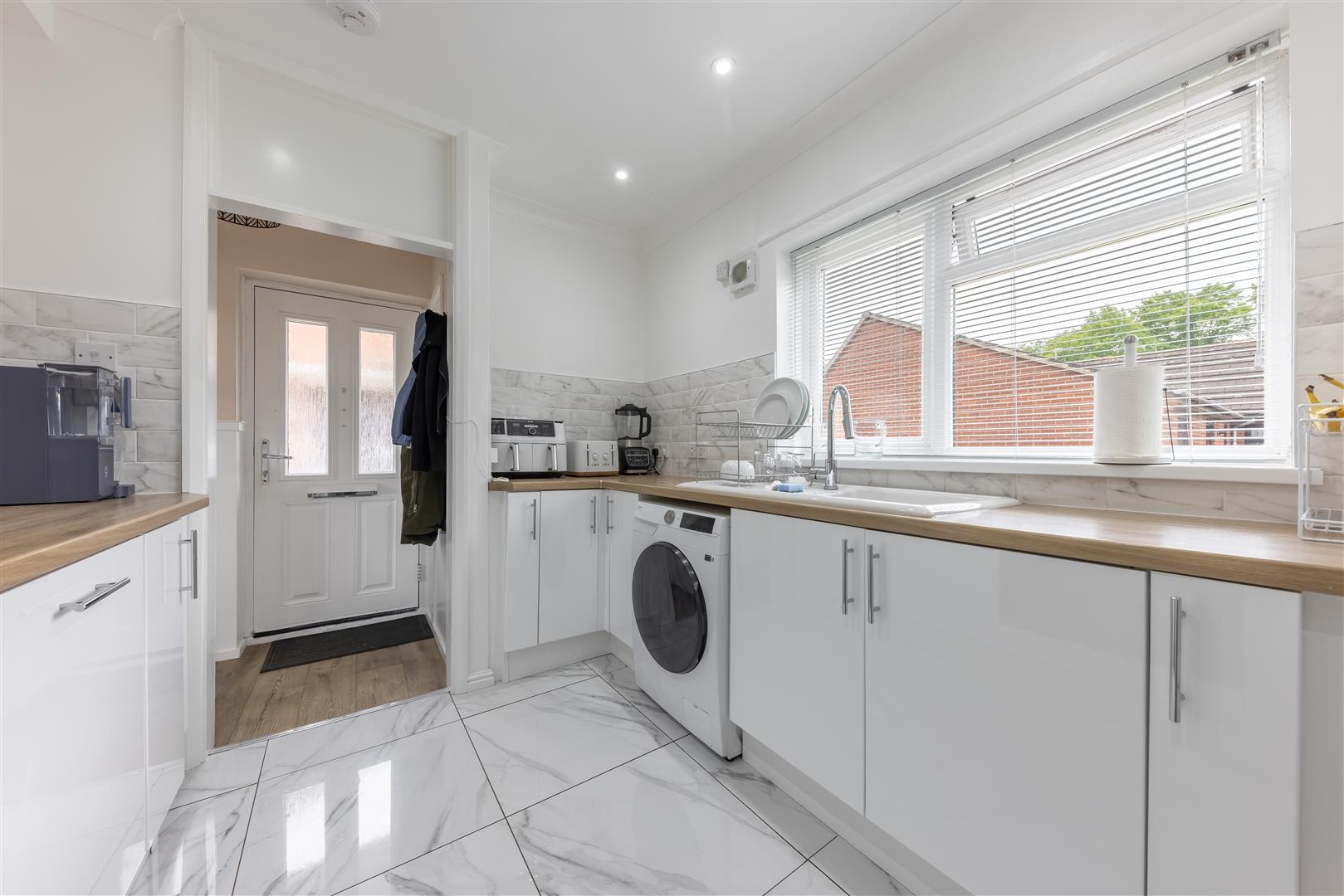 Property Image 25fc0fd1-5a3c-47da-9681-73b5d7f1a6a1