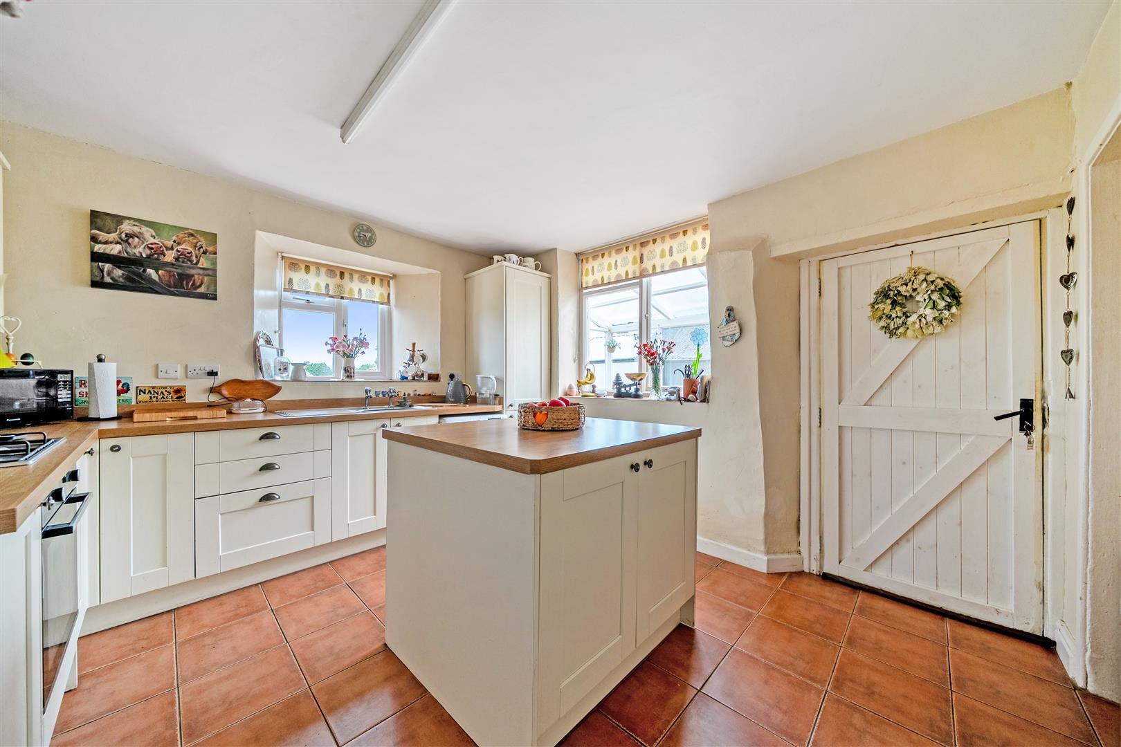 Property Image 2606c0d6-8cdb-4926-8dec-4e0da666c1da