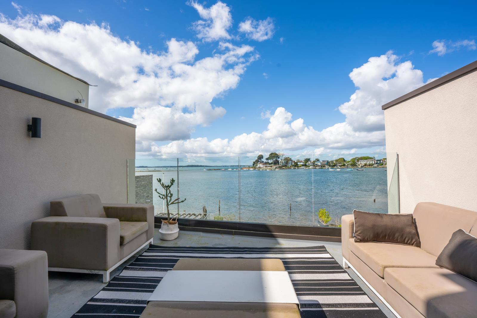 Property Image 26072d16-31f6-46f5-990b-8ac3b77032f8