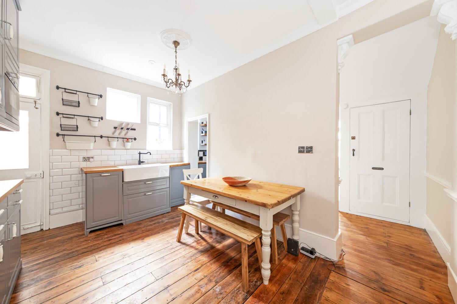 Property Image 260aba9a-f1a2-43a6-8cd4-85b848059890