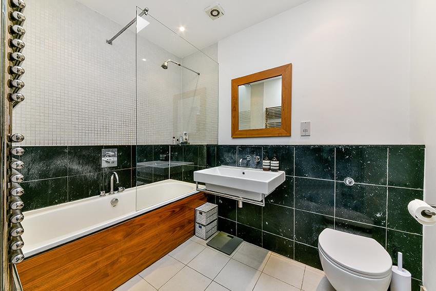 Property Image 261389c7-c236-4eda-8b8e-f1bd632921d7