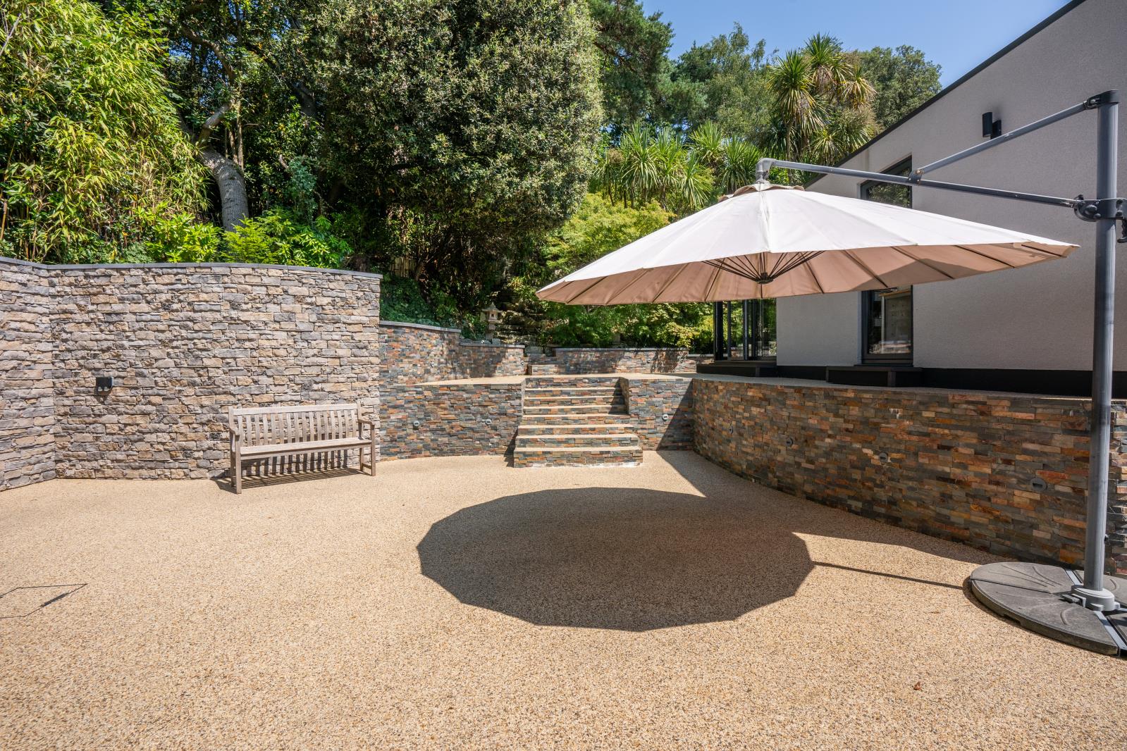 Property Image 261755ab-31a8-417f-b1c8-5b605551161d