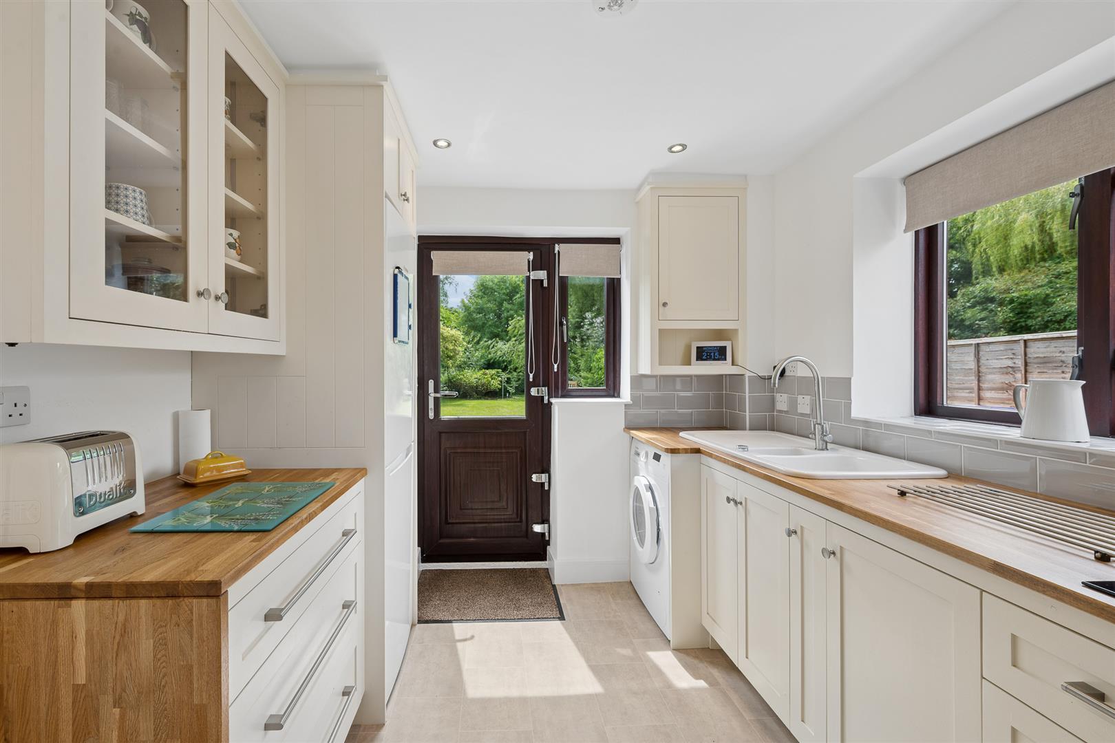 Property Image 261963a4-03aa-4020-9b23-a044db7158b5