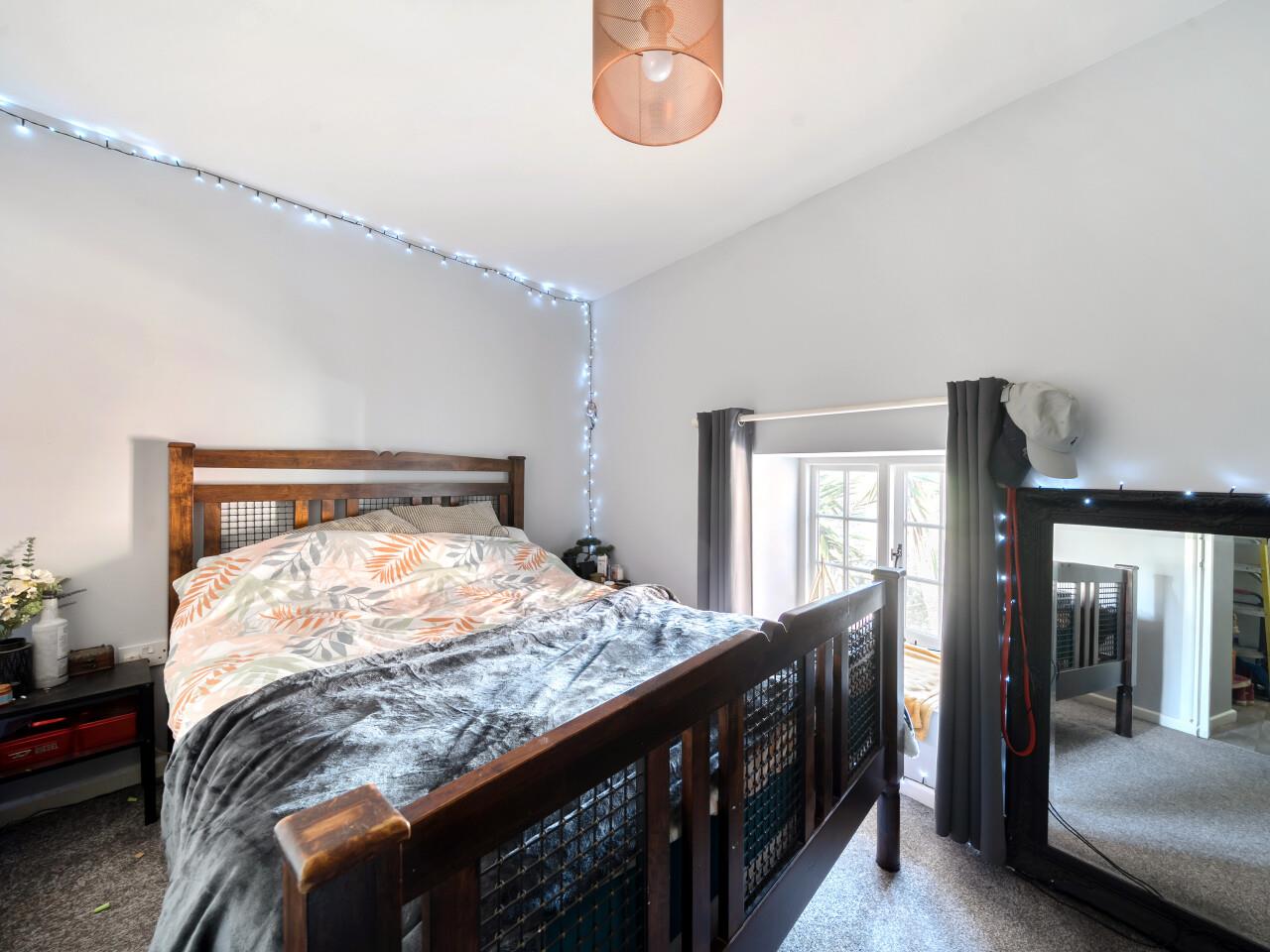 Property Image 261ad734-5101-412f-ab98-e43fa3e62f11