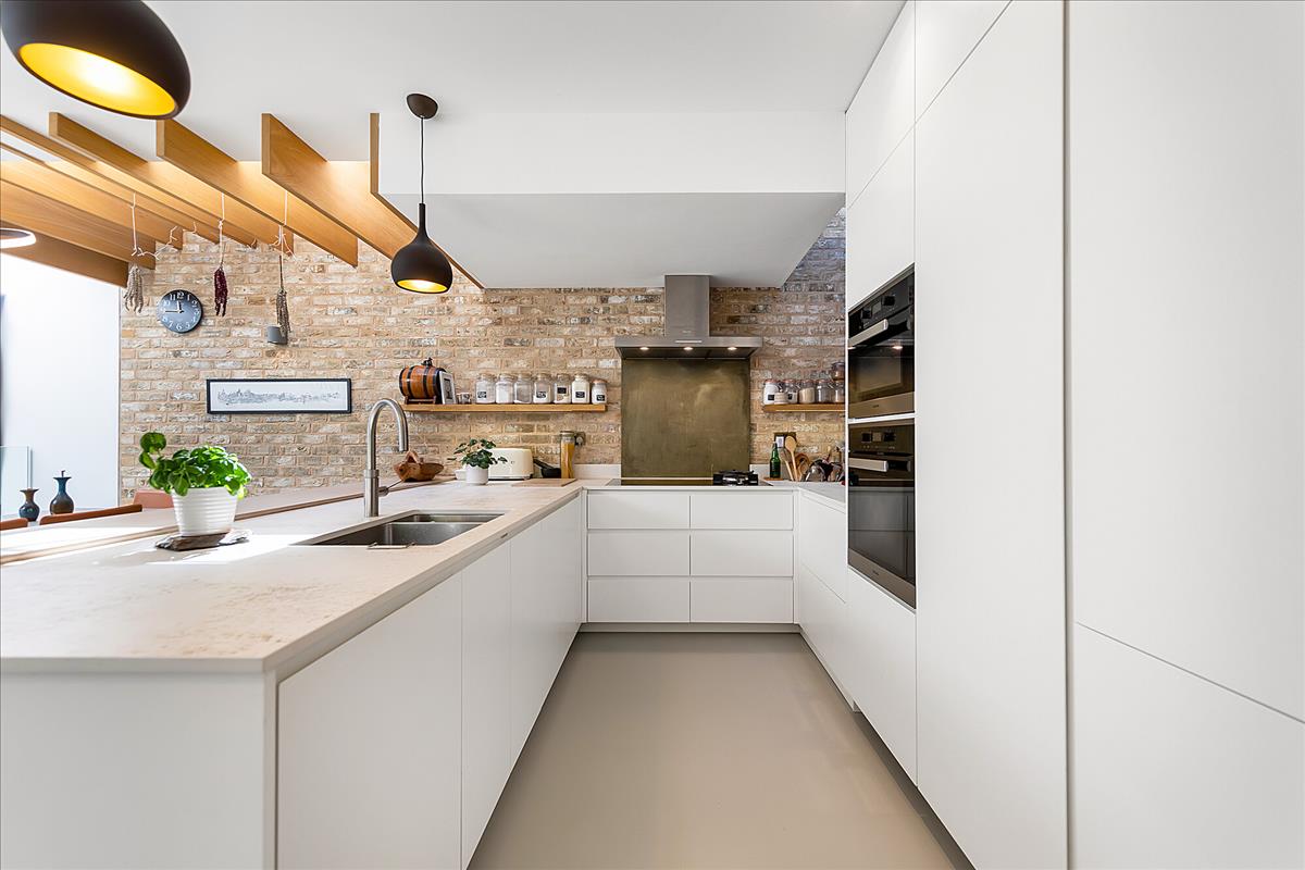 Property Image 26305f35-223b-4a61-9954-87133bb2faae