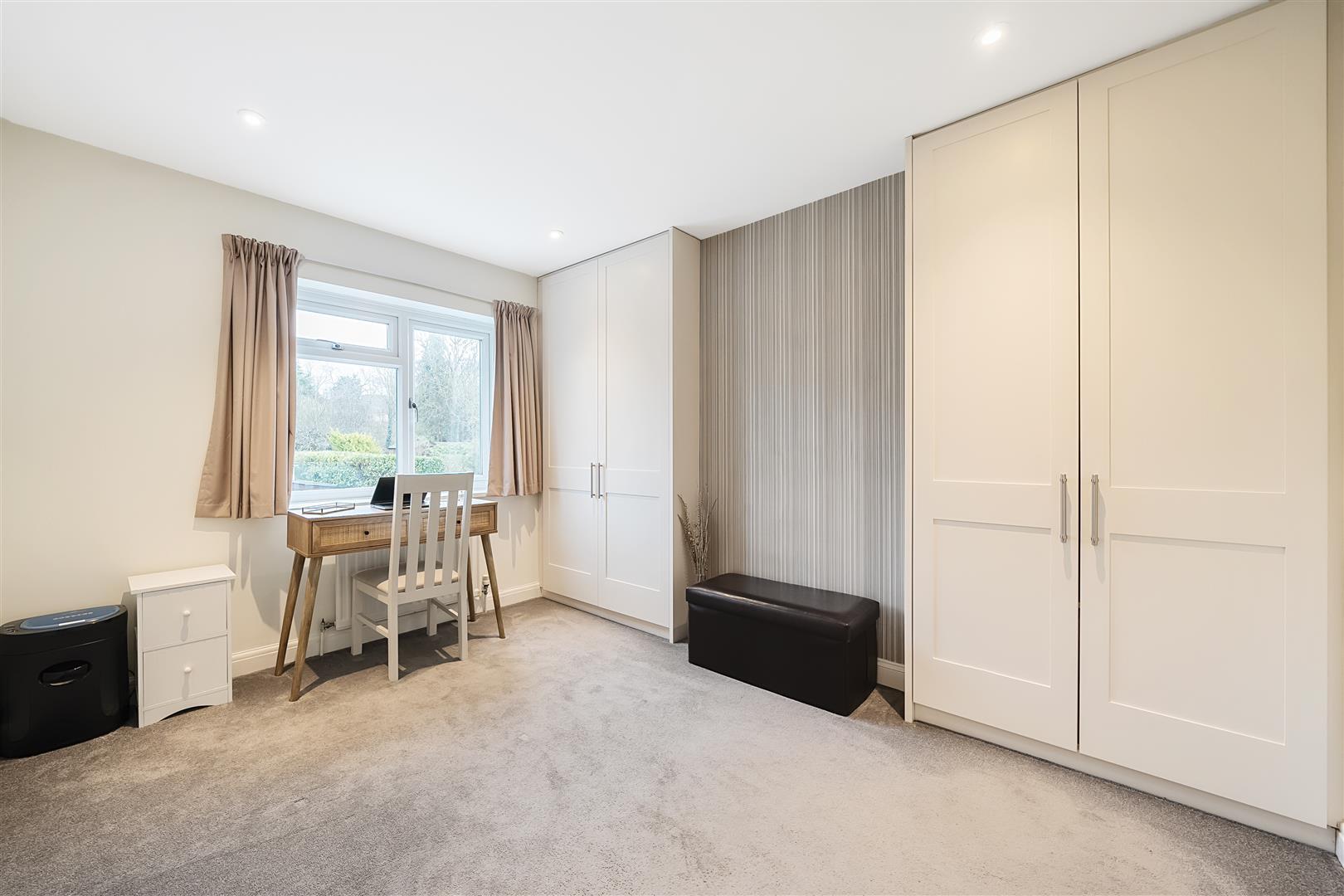 Property Image 2648e67d-ec26-424c-bc31-53d2349bd4de
