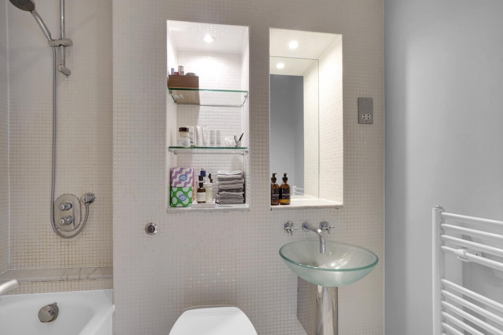Property Image 265adf43-1dc9-4cd8-811d-33b0ca55f676