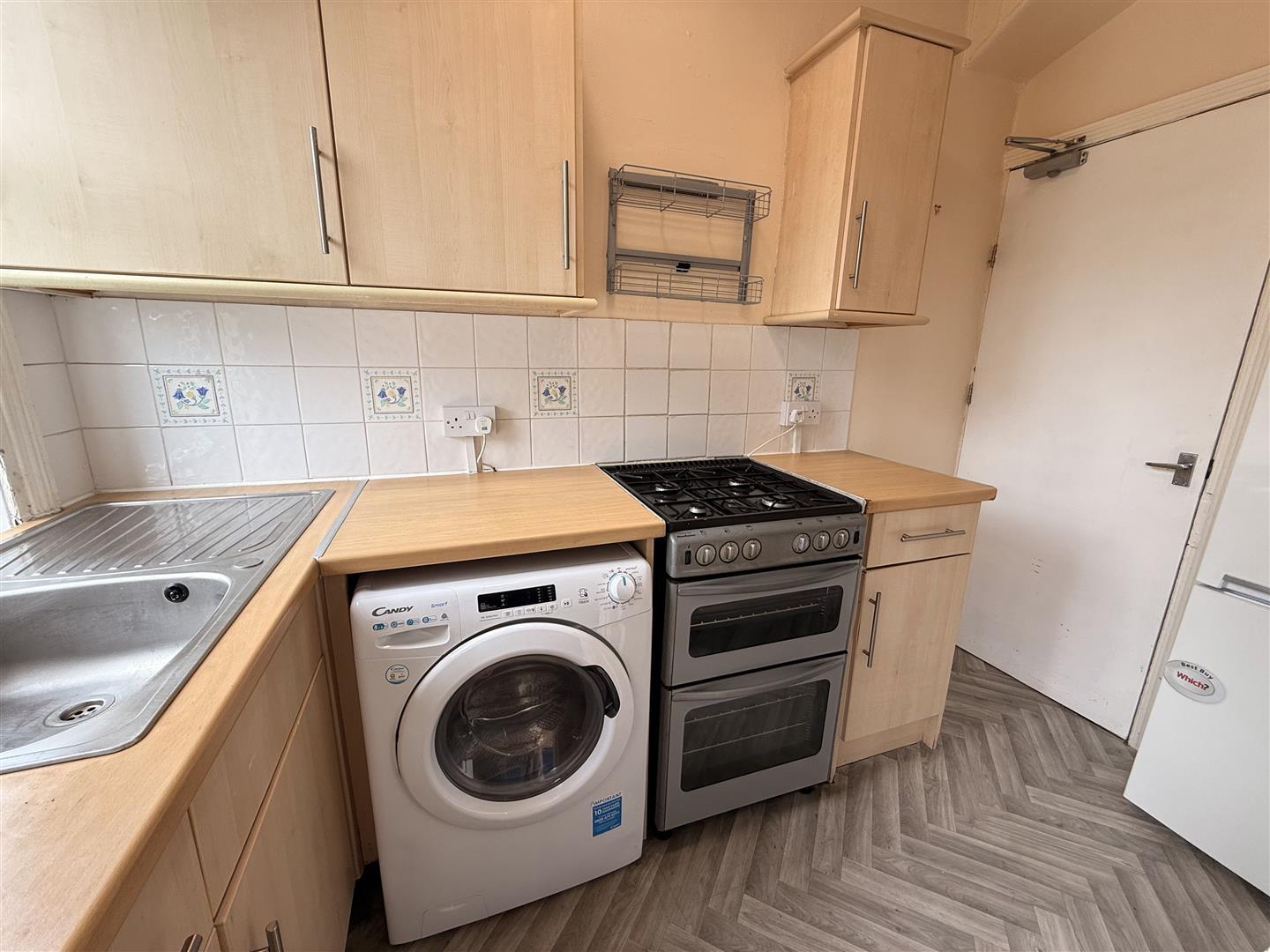 Property Image 26734235-652b-4c00-b637-9f0c39ba2f02