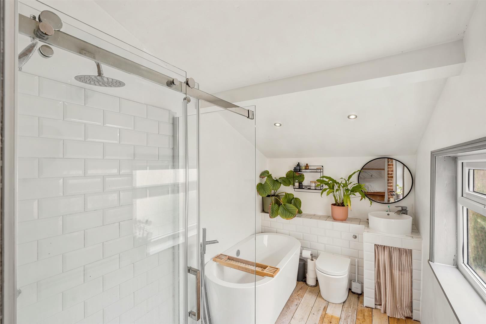 Property Image 267adaa6-f86d-40d1-9035-b7136bc5b5f7