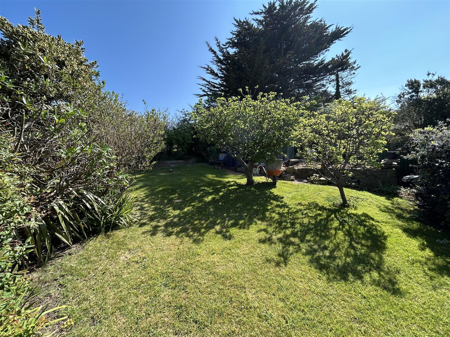 Property Image 267c5727-b935-4c49-953a-15cf22d1fb71