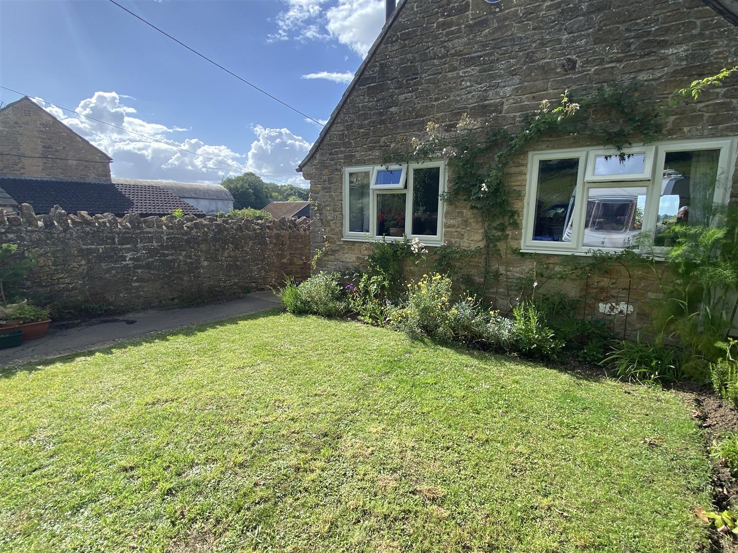 Property Image 267f3acd-9b18-4090-a5c2-ddffe01c568c